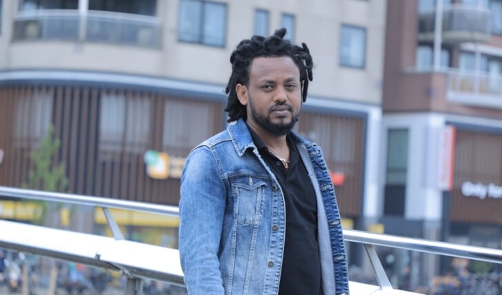 Zanger Meles uit Eritrea.