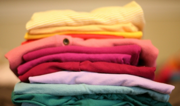 <p>Met het inleveren van kleding worden schoolkinderen in Oeganda gesteund.</p>
