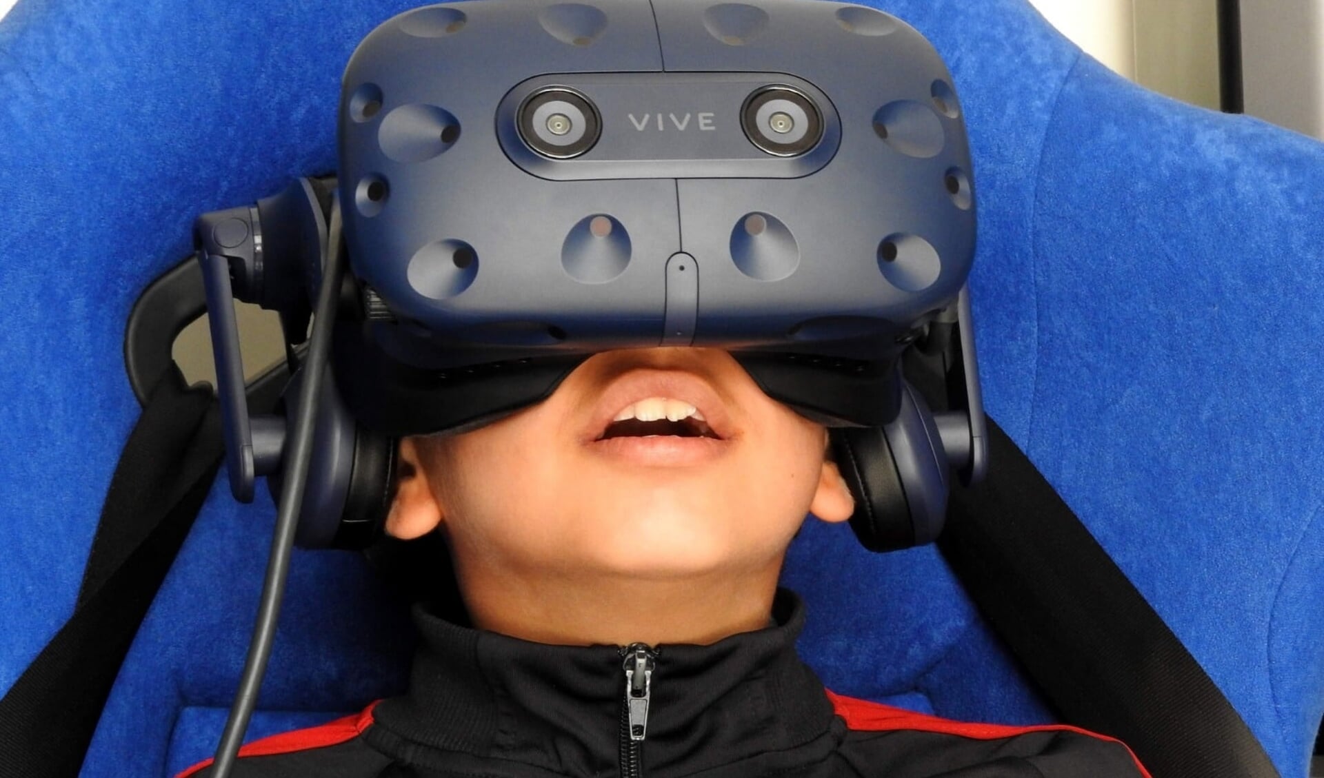 De Spacebuzz is voorzien van de nieuwste virtual reality en augmented reality technologieën. 
