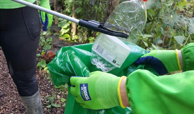 Schoonmaken bij Hertenkamp woensdag 15 september.