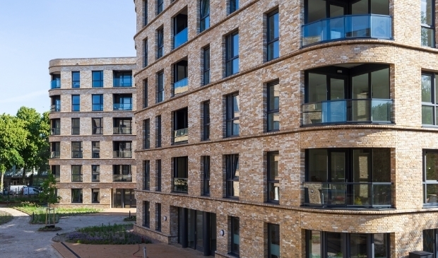<p>Het publiek ziet het gebouw aan het Westhovenplein als een aanwinst. Ook de jury is ervan gecharmeerd.</p>