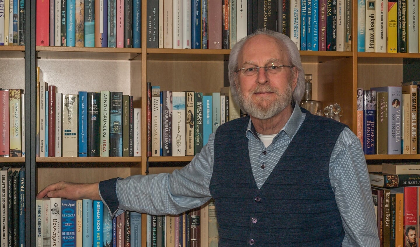 Carl Slotboom leest veel, maar schrijft zelf ook. Bevroren Tijd komt eind januari uit.