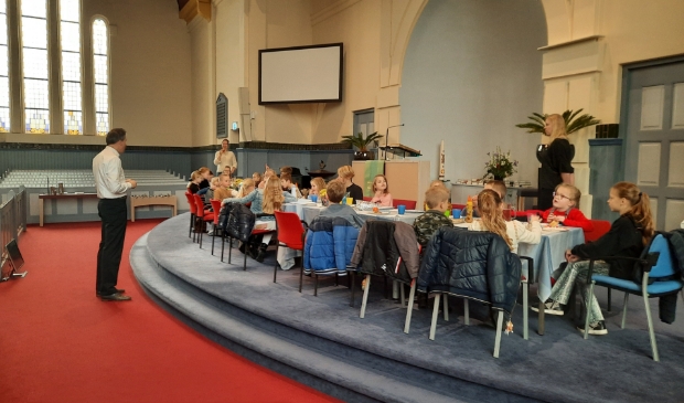 <p>Geen kindernevendienst, maar wel een pannenkoekenfestijn in de Vredekerk.</p>
