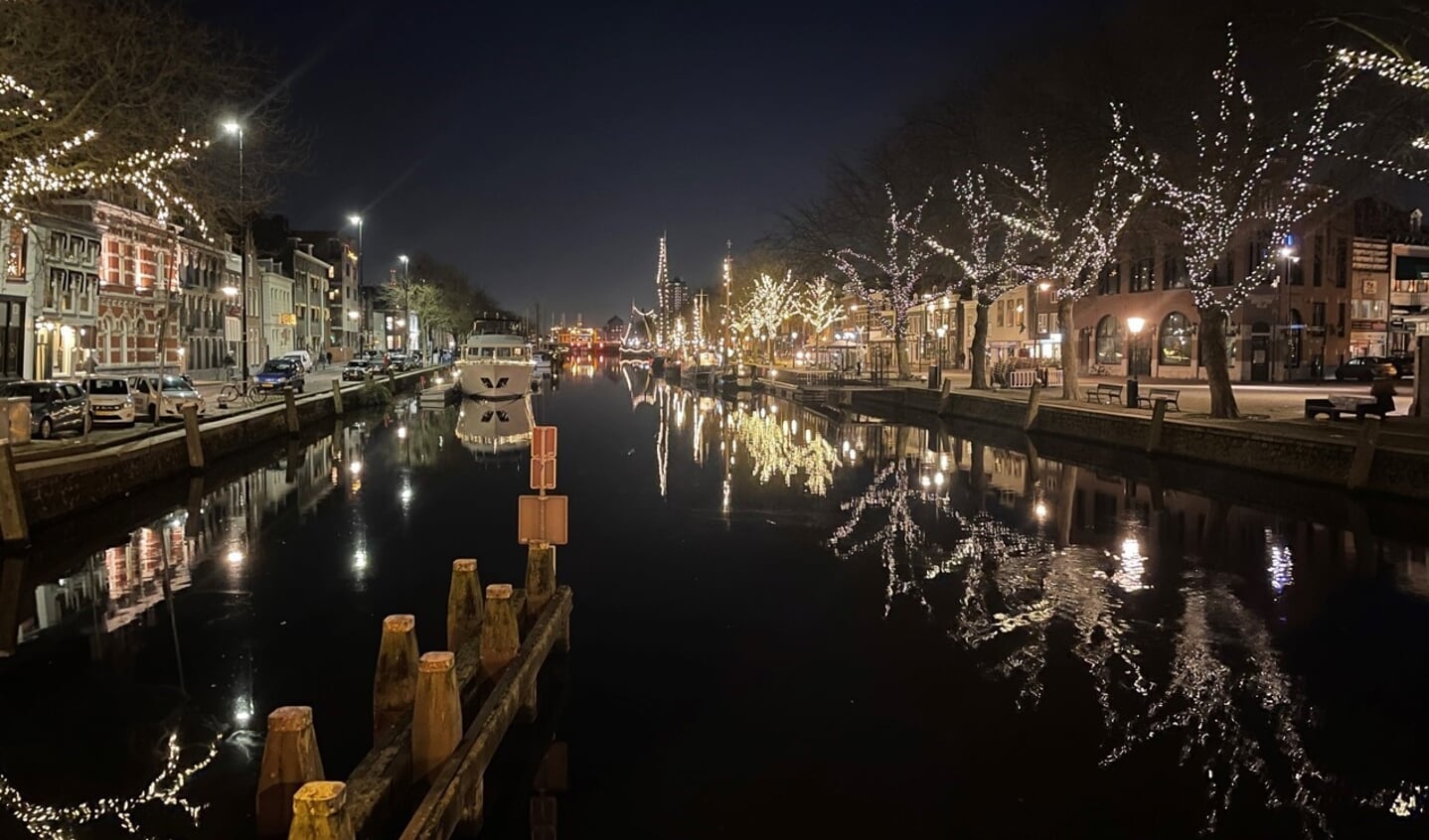 Mooi plaatje van Haven Vlaardingen op Kerstavond 2021.
