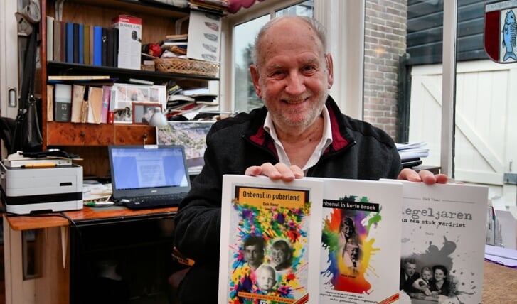 Dick Visser is op z'n tachtigste nog lang niet uitgeschreven over zijn jeugdjaren in 'Krommeniesdijk'. 