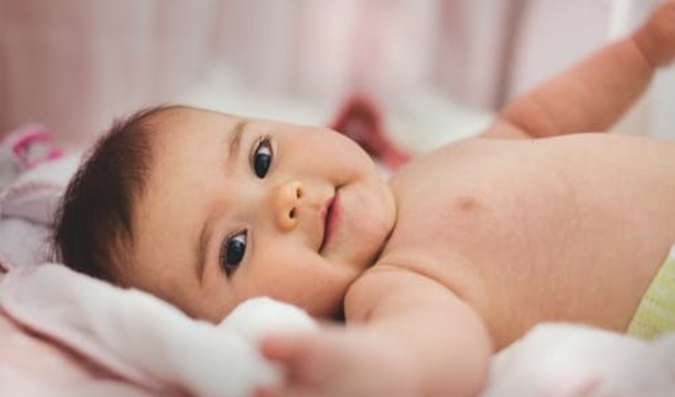 is jouw baby geboren in 2021? Wat is zijn of haar naam? Stuur een leuke foto met naam naar onze redactie. 