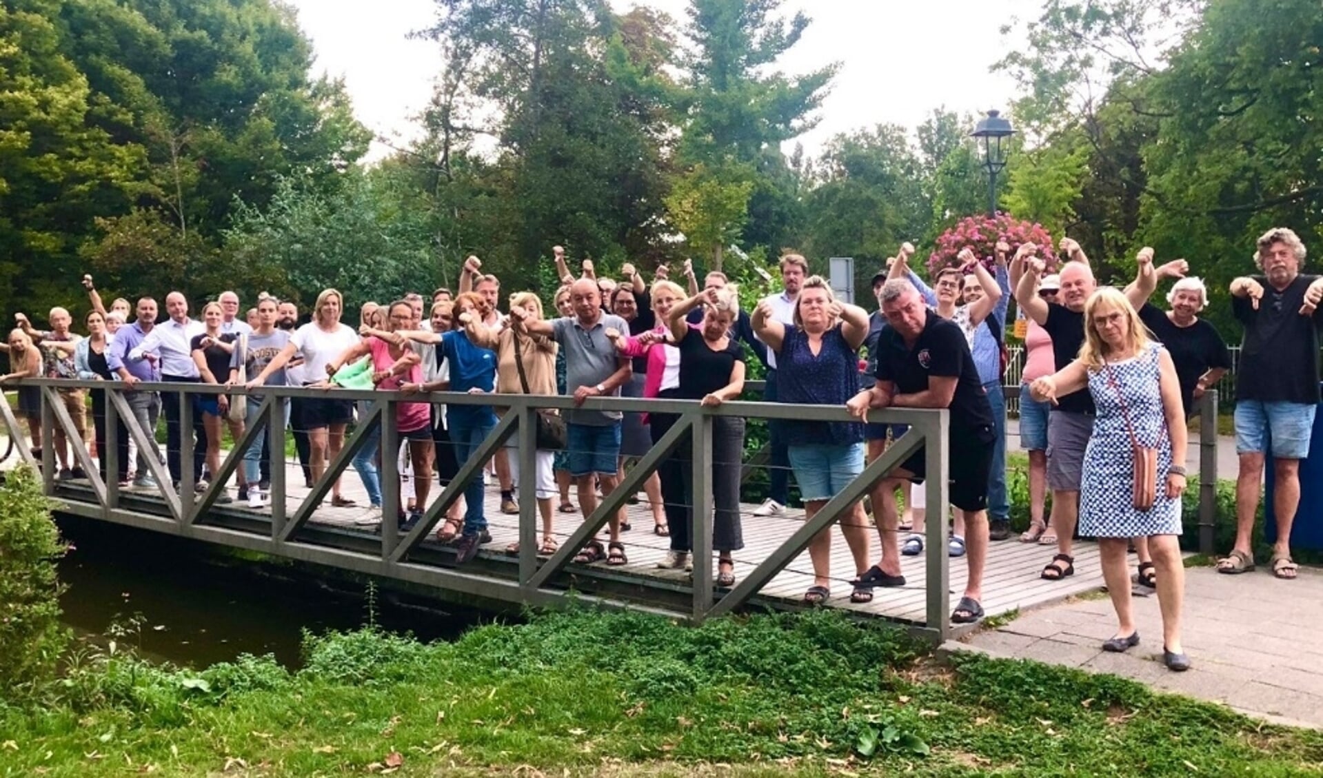 Bewoners Oostwijk tegen bouw van fusieschool in 't Hof.