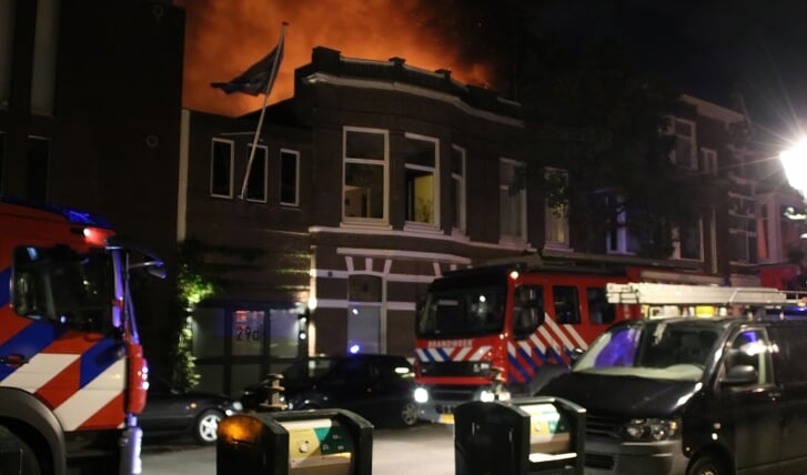 Grote brand aan de Stevinstraat in Den Haag