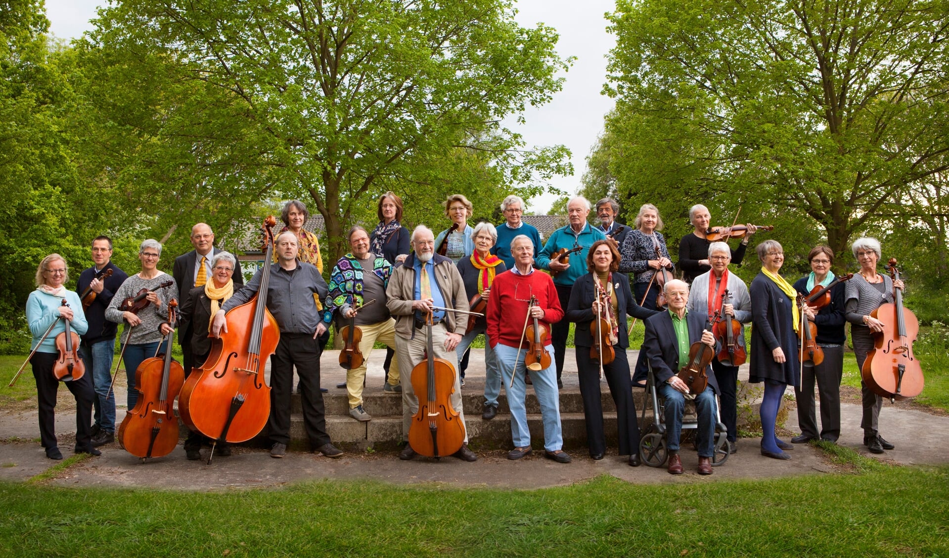 Het Tollens Ensemble bestaat uit zo’n 24 gevorderde amateurmusici. 