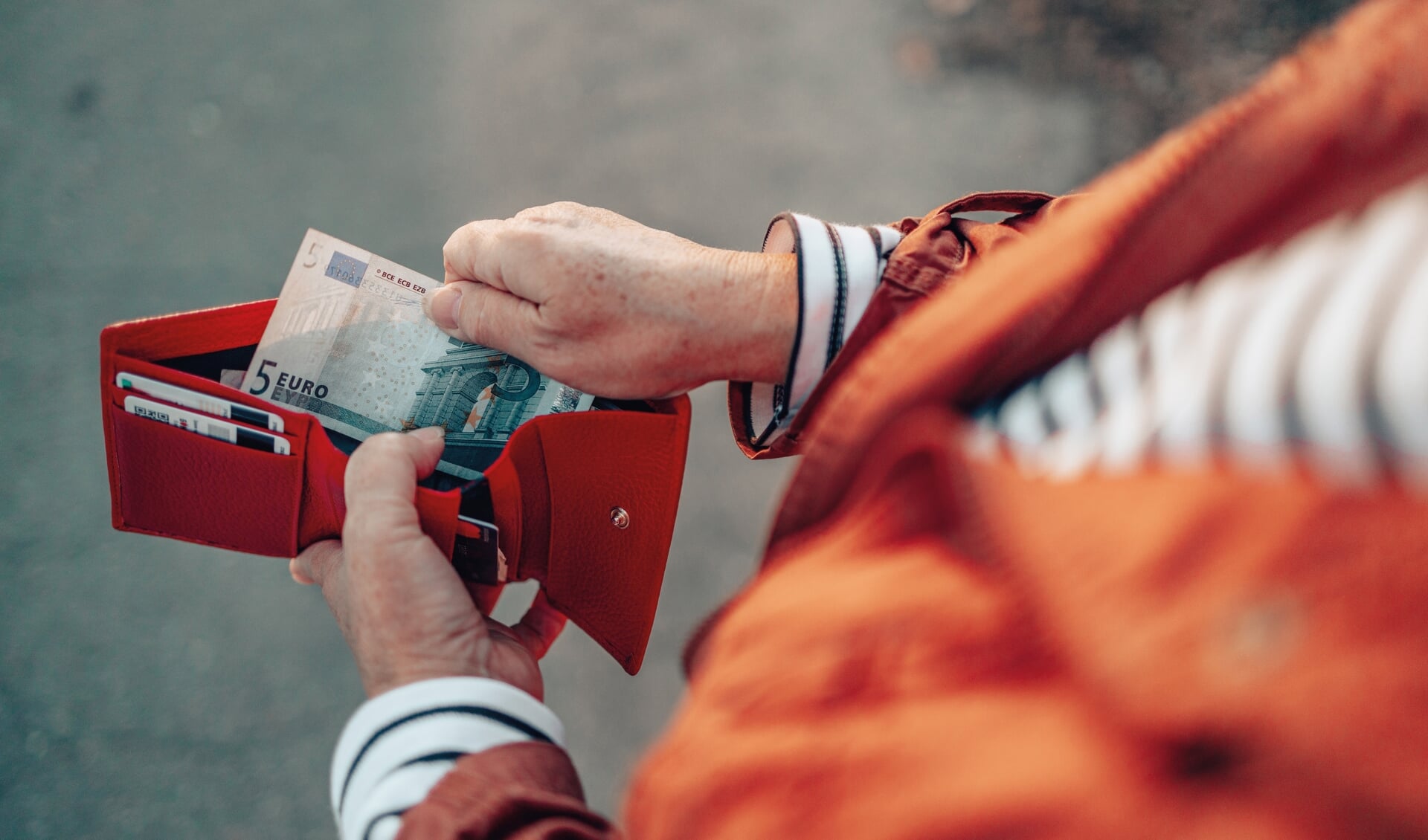 Zaffier geeft inwoners met schulden ruimte door saneringskrediet.