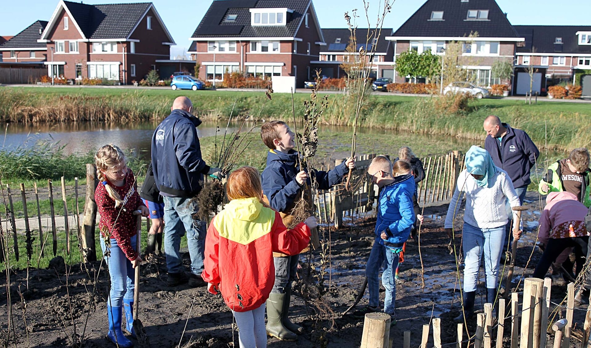 Kinderen plantten Tiny Forest in Anna Paulowna Al het nieuws uit