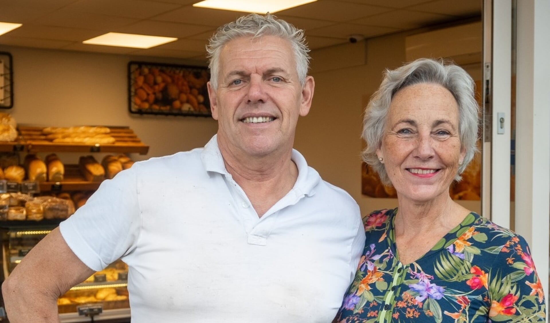 Ton en zijn vrouw Annet kochten de bakkerij aan de Dorpsstraat in 1998. Helaas moeten zij 1 januari 2023 de deuren sluiten.