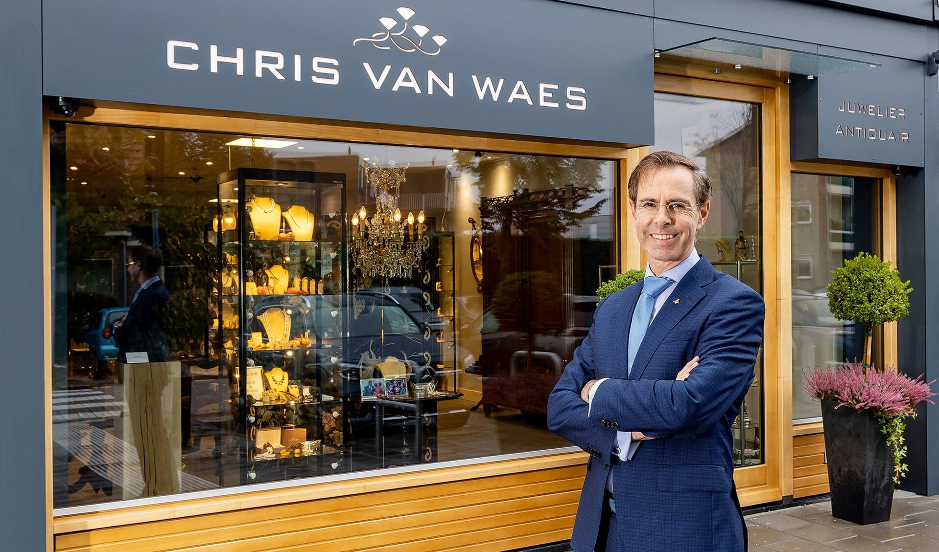 Juwelier Antiquair Chris van Waes is al 20 jaar gevestigd in Poeldijk. 