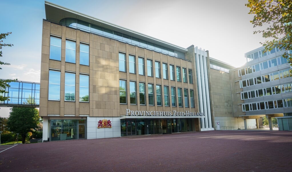 Het gerenoveerde gebouw van het Provinciehuis Zuid-Holland in Den Haag.