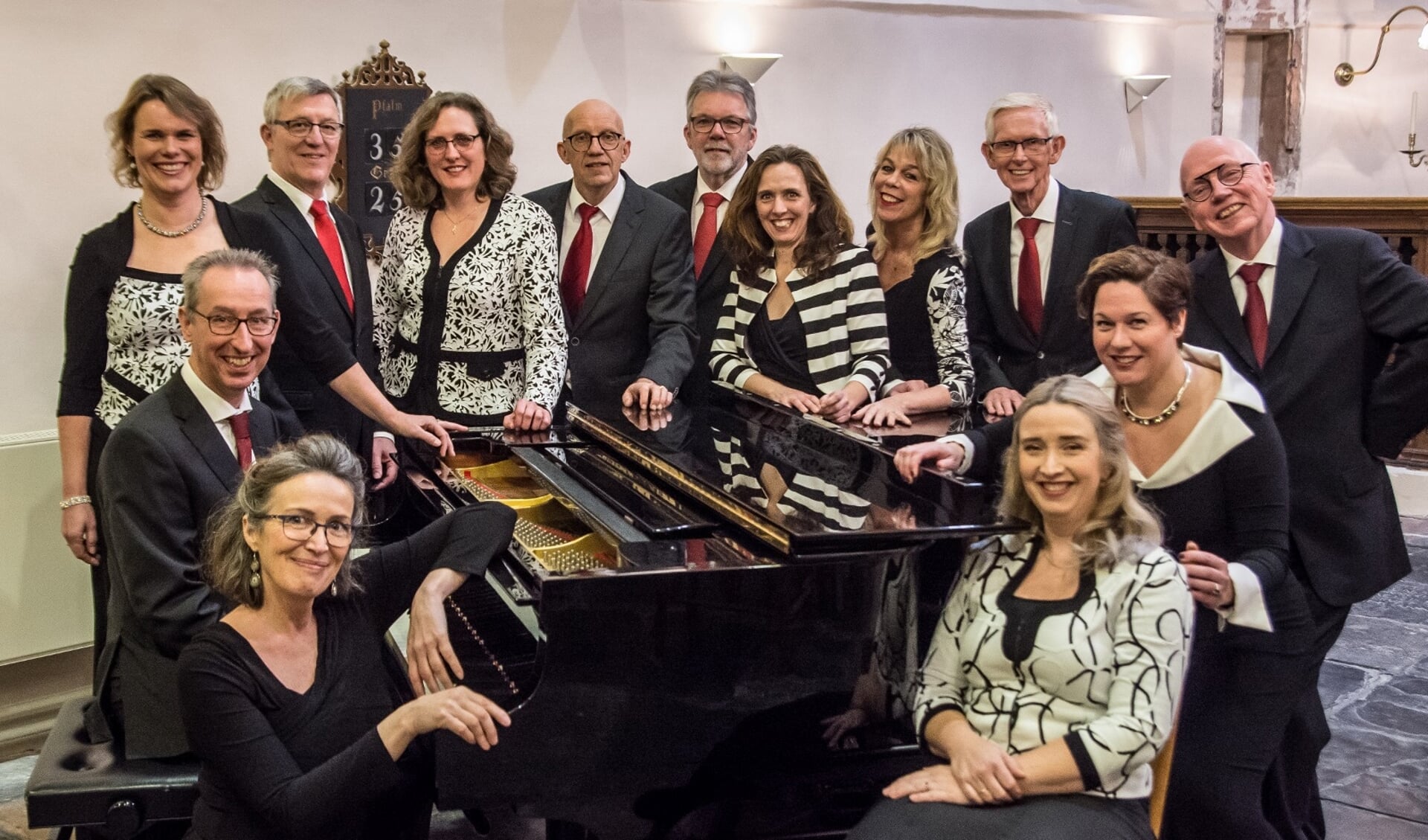 Vocaal ensemble Bamestra Nova geeft in december twee kerstconcerten in Zwaag en Grootebroek.