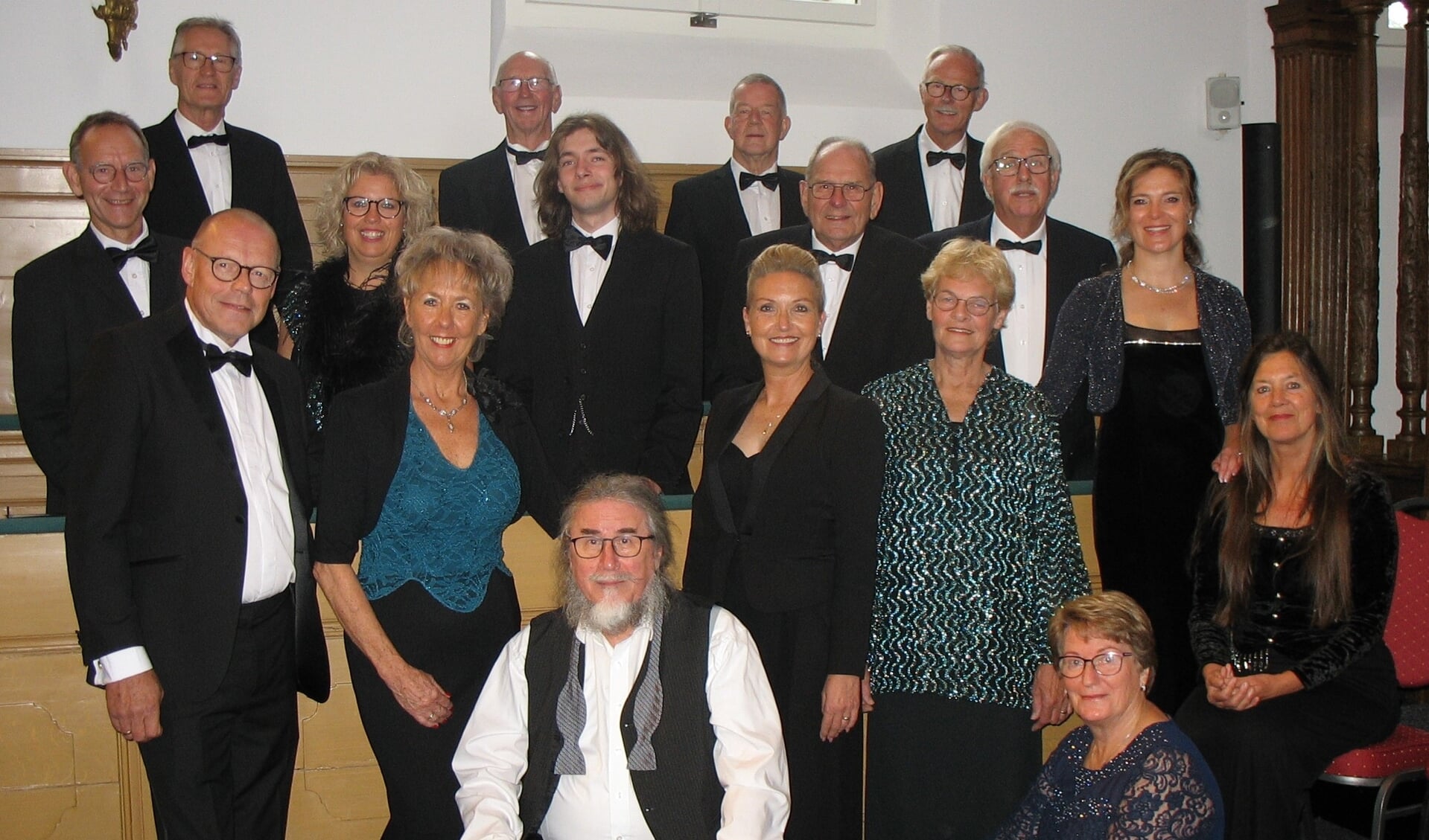 Het Opmeers Vocaal Ensemble verzorgt een kerstconcert in 't Kerkhuys in Spanbroek.