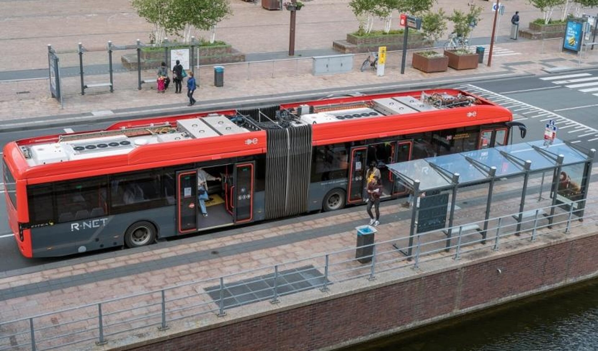 Een R-net bus. 