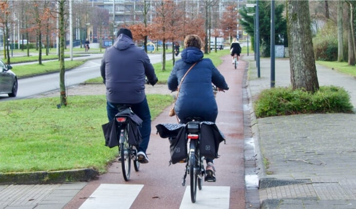 De fietspaden in Castricum zijn schoon, maar wel vrij smal. 