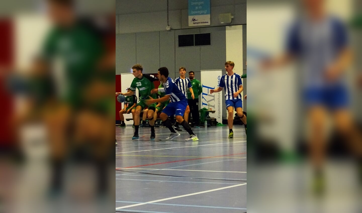 DWS liet de jeugd doorstromen. Hun inzet valt op en leverde laatst een arbitraal compliment op. "Die vonden ze als een echt en hecht team spelen", ving coach Marjolein Luyten op. (foto: UWM/gsv) .
