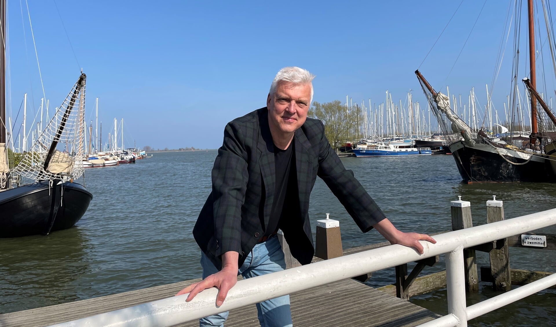 Joost Schrickx, geboren in Hoorn, produceerde en regisseerde de film 'Lief Indië'.