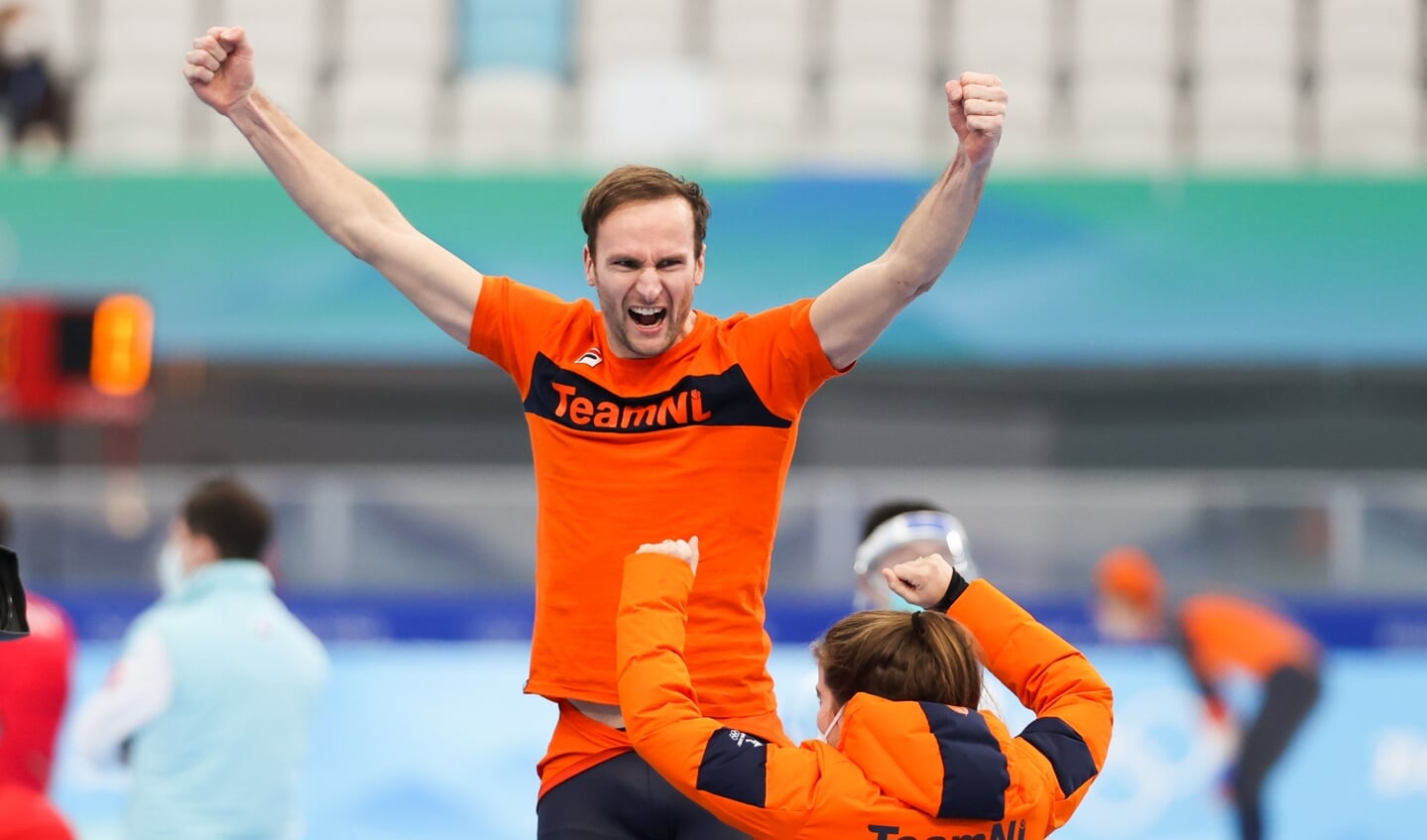 BEIJING, CHINA - FEBRUARY 18: emotions by gold medal winner Thomas Krol of the Netherlands competing on the Men's 1000m during the Beijing 2022 Olympic Games at the National Speed Skating Oval on February 18, 2022 in Beijing, China (Photo by Iris van den Broek/Orange Pictures) NOCNSF