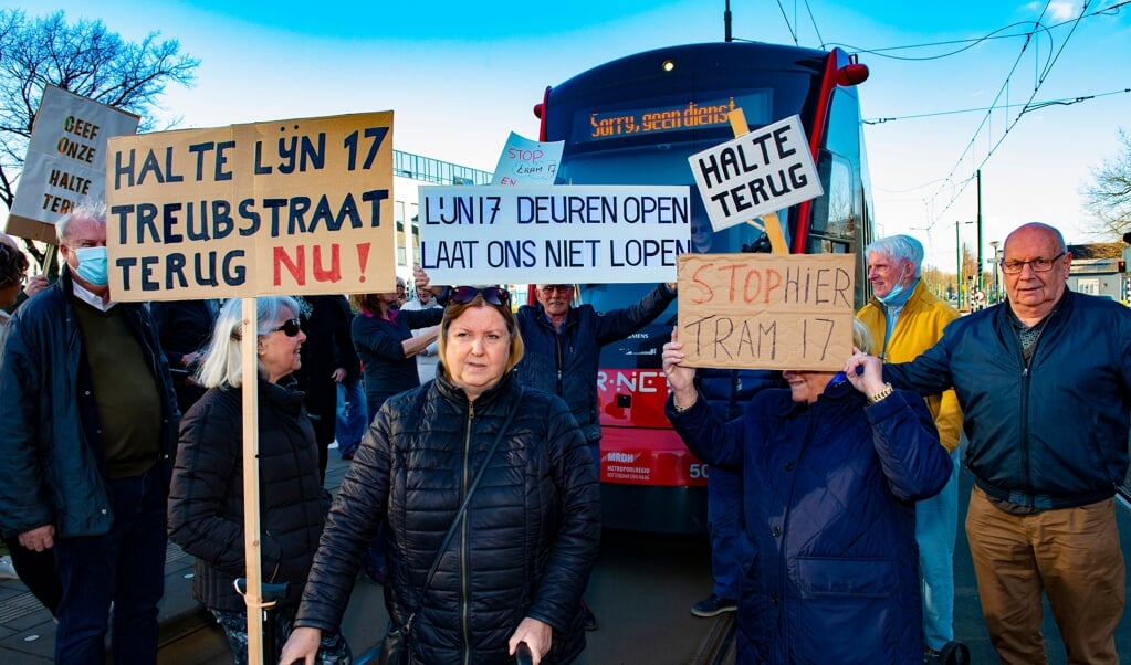 Vrijdagmiddag 18 maart: protestactie tegen de opheffing van tramhalte Treubstraat.