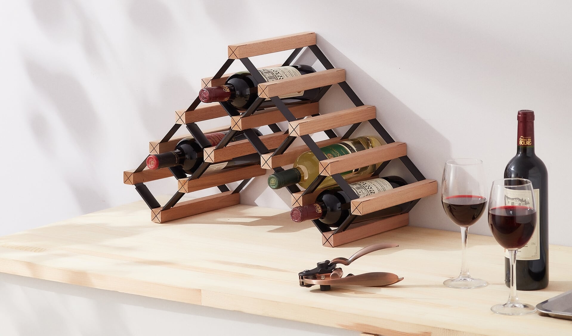 Tol applaus Leer DIY: maak je eigen wijnrek | Altijd op de hoogte van het laatste woonnieuws  uit jouw omgeving