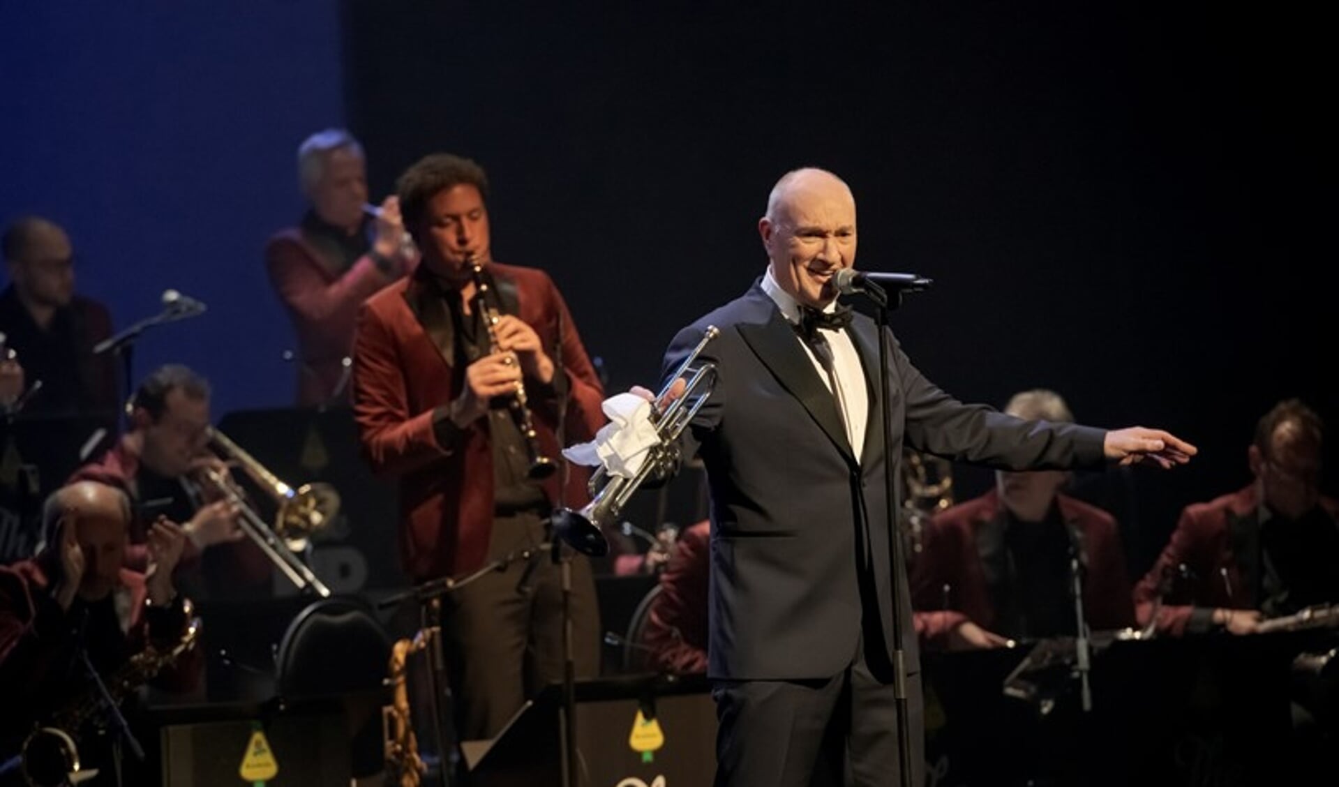 Henk Poort ziet een droom in vervulling gaan, namelijk een theatertour met een heuse Big Band. 