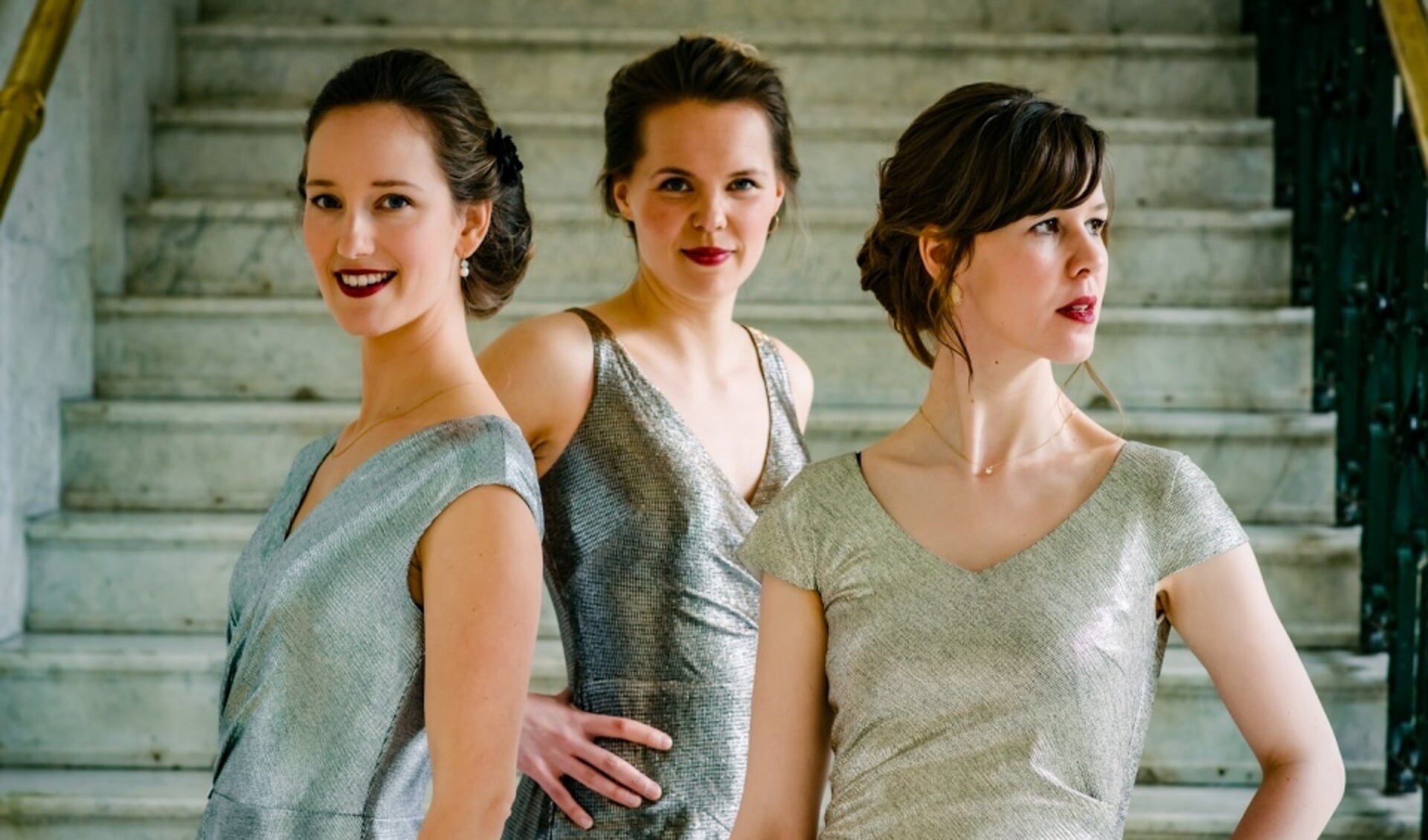 The Royal Sisters is een vrouwelijk vocaal trio.