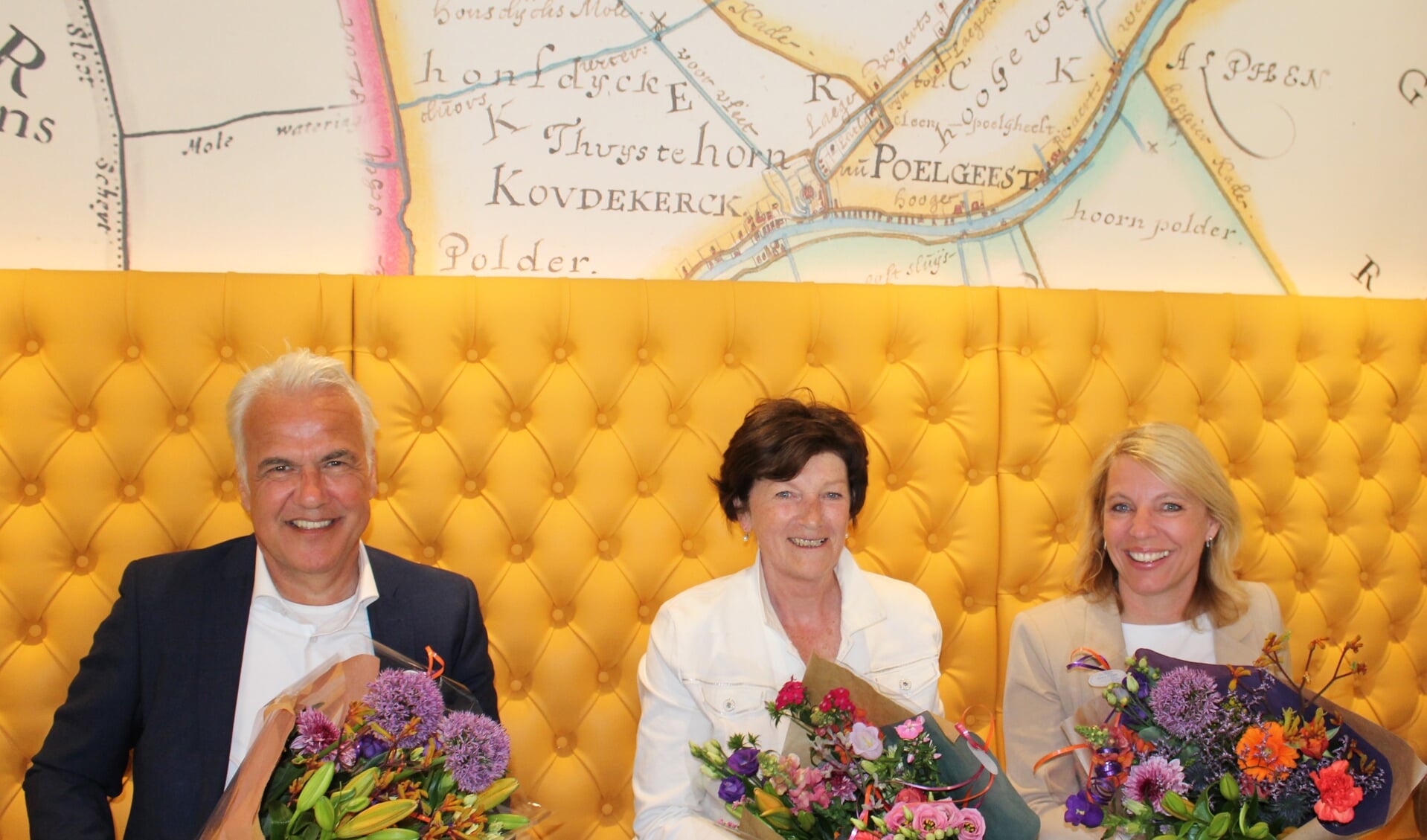 Vlnr. Peter van de Burgt, directeur IZO thuiszorg, Marja van der Valk, bestuurder WIJdezorg, Peggy Smeets, directeur Thuisdiensten Axxicom.