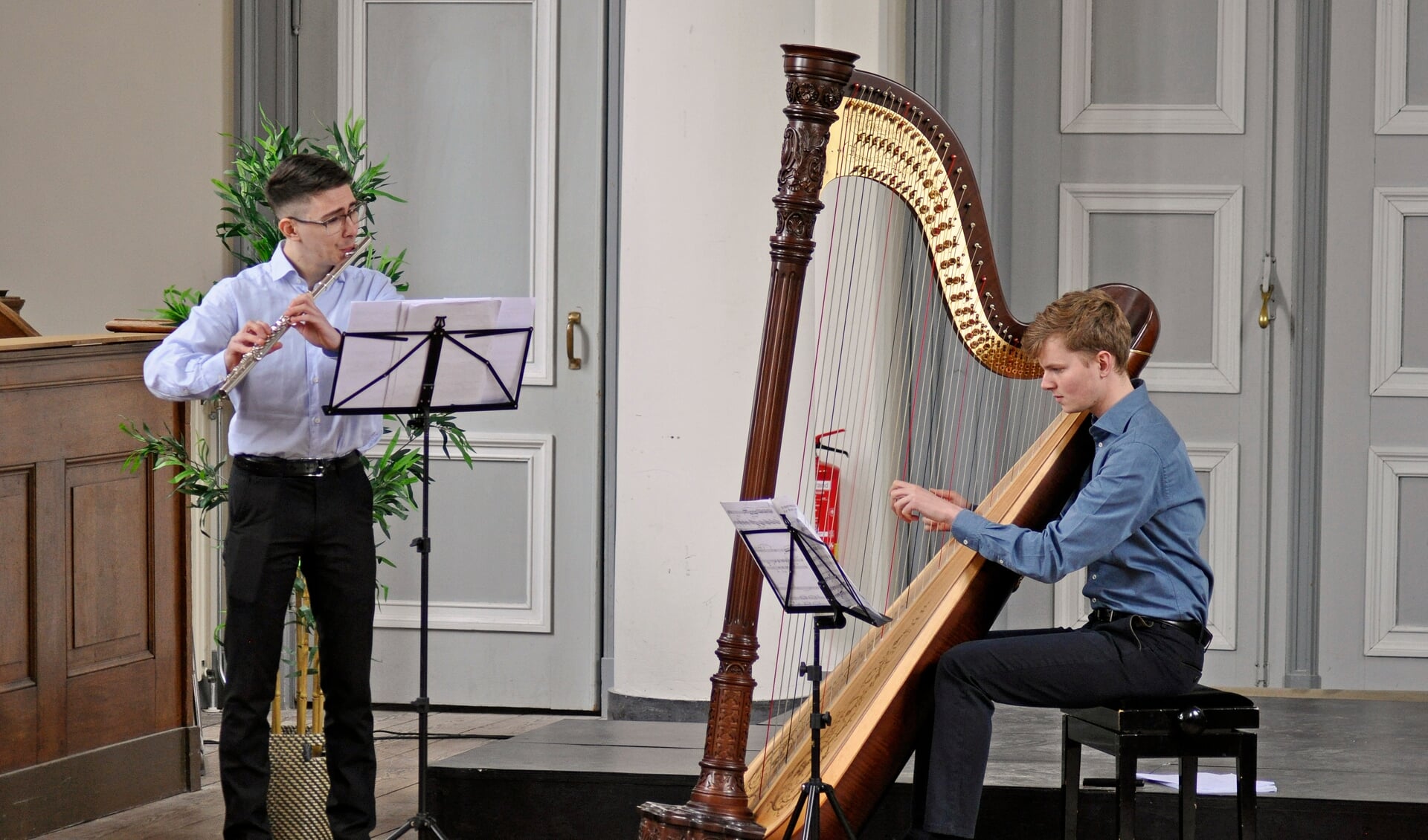 De Wormerveerse conservatoriumstudent Damiano Rizzato geeft samen met harpist Joost Willemze een concert in Wormerveerse Vermaning. 