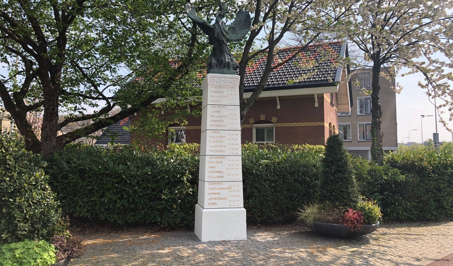 Monument Loosduinen aan de Lippe Biesterfeldweg.  