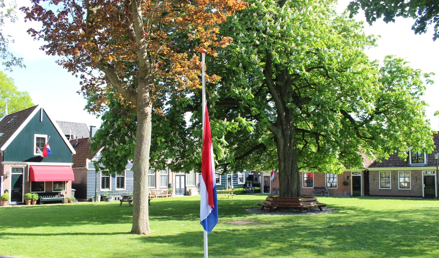 De dodenherdenking in Middenbeemster op 4 mei start op 't Landje.