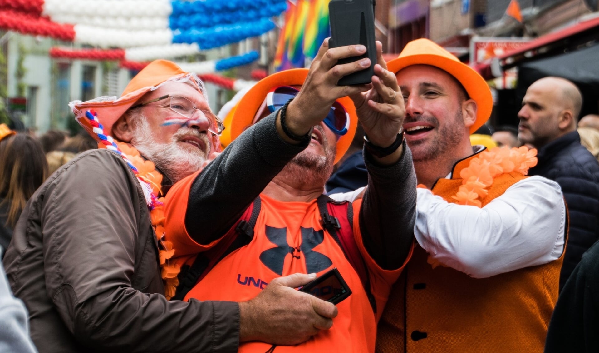 Koningsdag wordt in Schagen en vele dorpen gevierd.