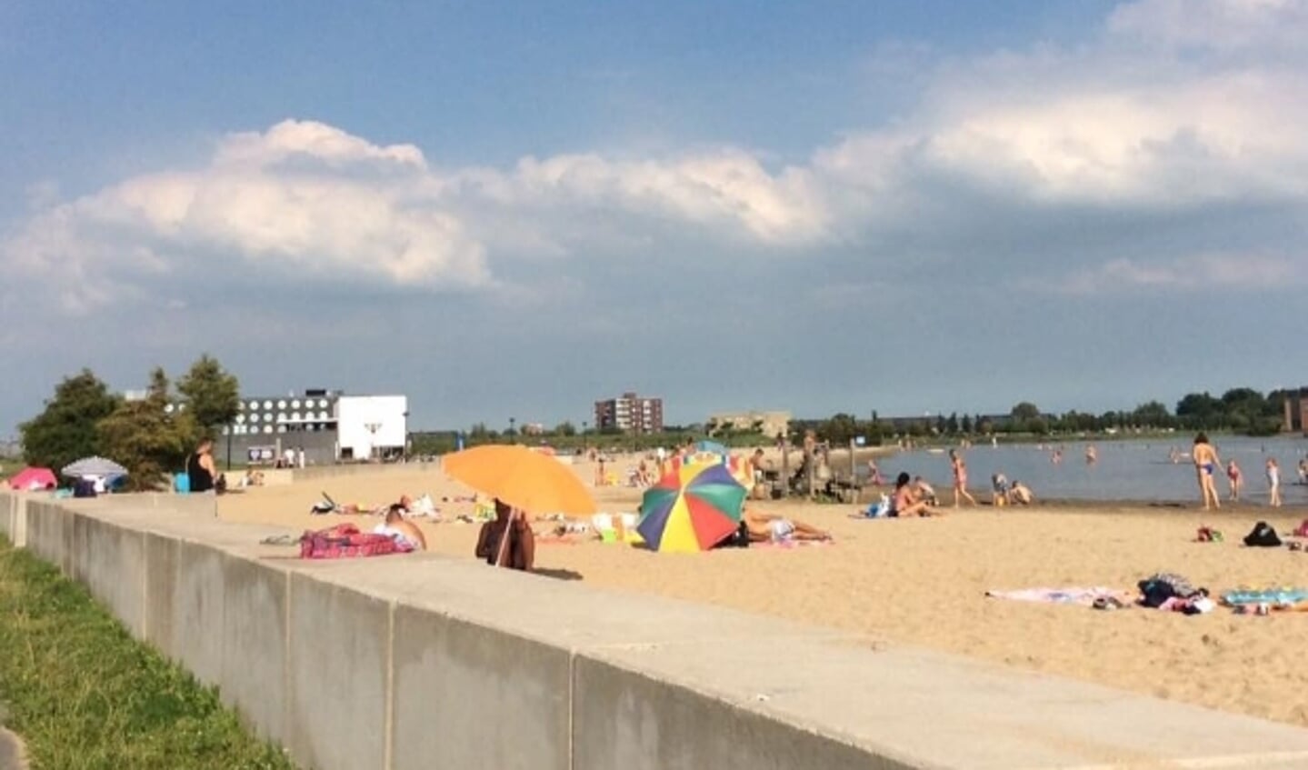 Negatief zwemadvies voor Strand van Luna.