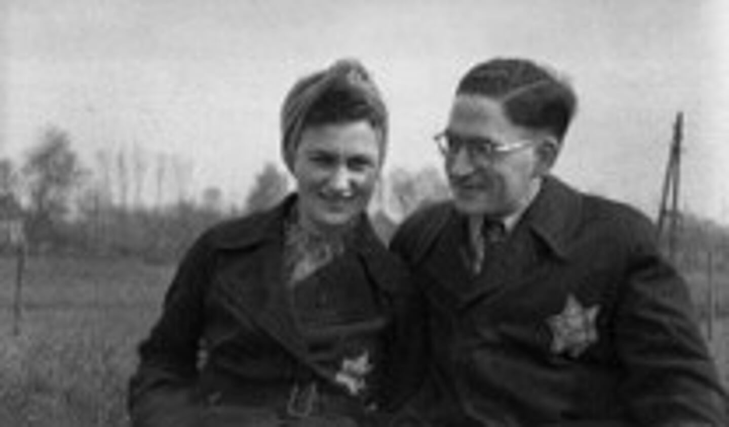 Friederika Zilversmit en David Goud zijn twee van de Joodse Haarlemmers die in de Tweede Wereldoorlog gedeporteerd werden naar een concentratiekamp en niet terugkwamen. 