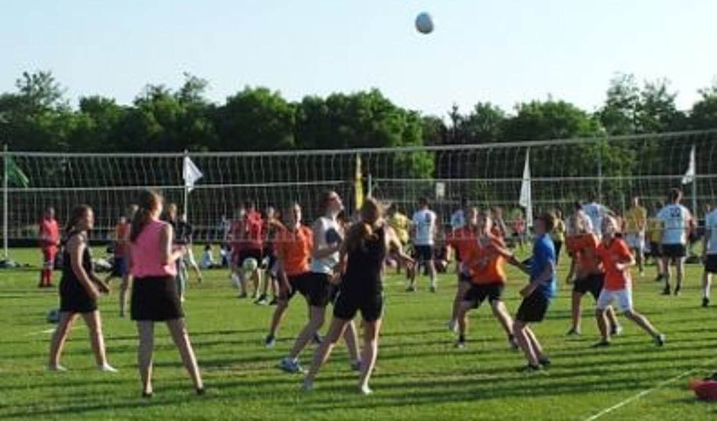 Heb jij je al ingeschreven voor het stratenvolleybaltoernooi?