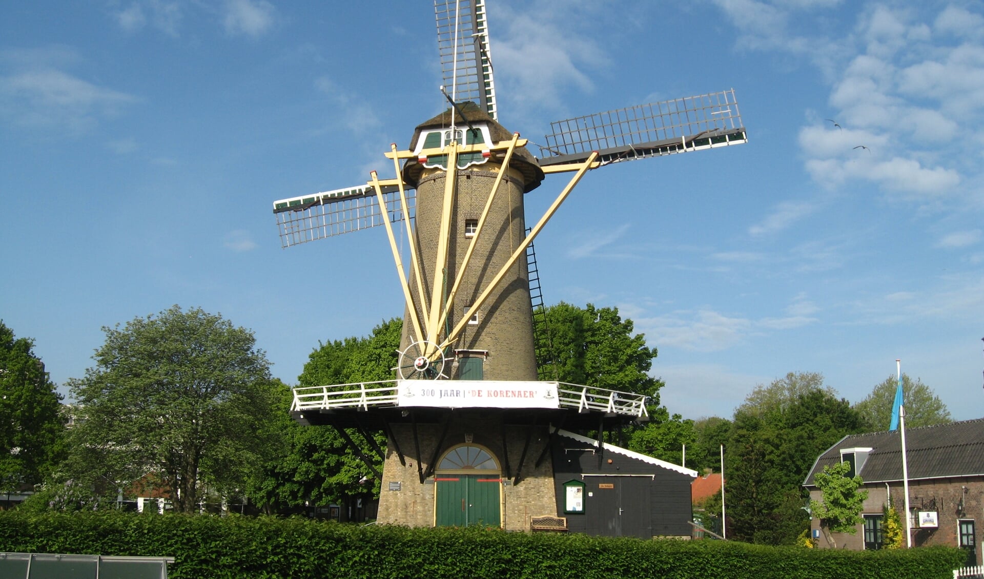 De Korenaer bestaat 300 jaar. Op zaterdag 14 mei draait de molen en is hij open voor publiek.