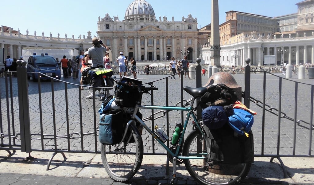 Wim Debest vertelt over zijn fietstocht naar Rome.