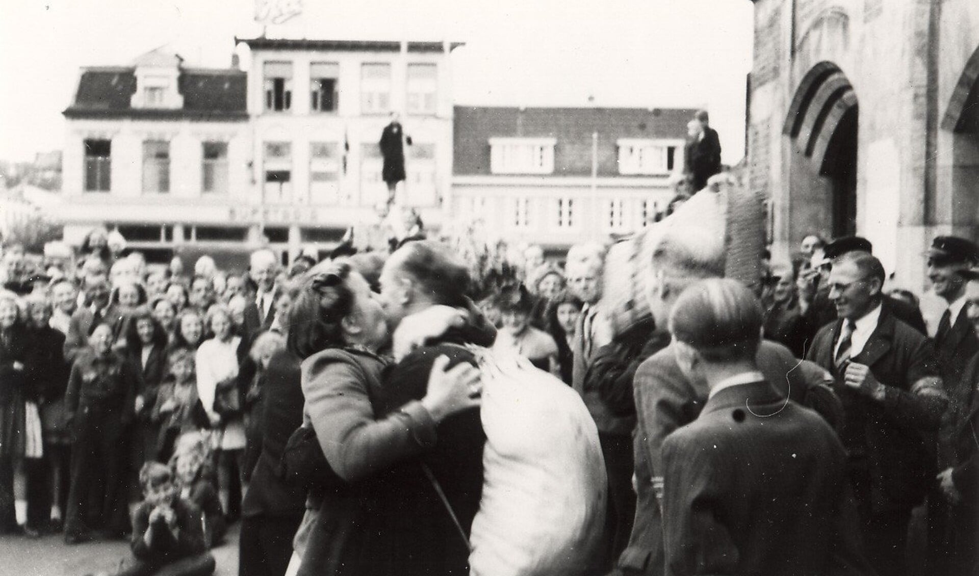 Terugkeer van tewerkgestelde arbeiders uit Duitsland in juli 1945. 