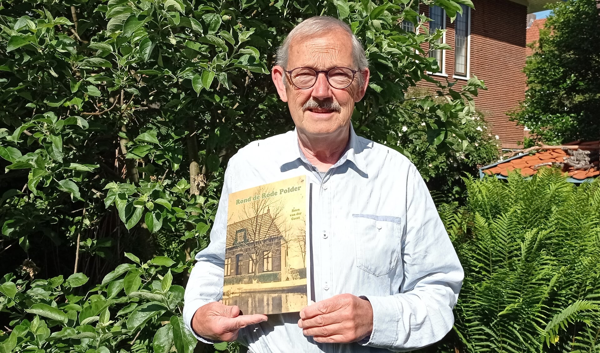 Historicus Roen van der Geest heeft onlangs zijn boek 'Rond de Rode Polder' gepubliceerd. 