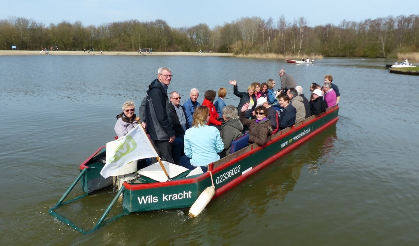 Varen met de fluisterboot.