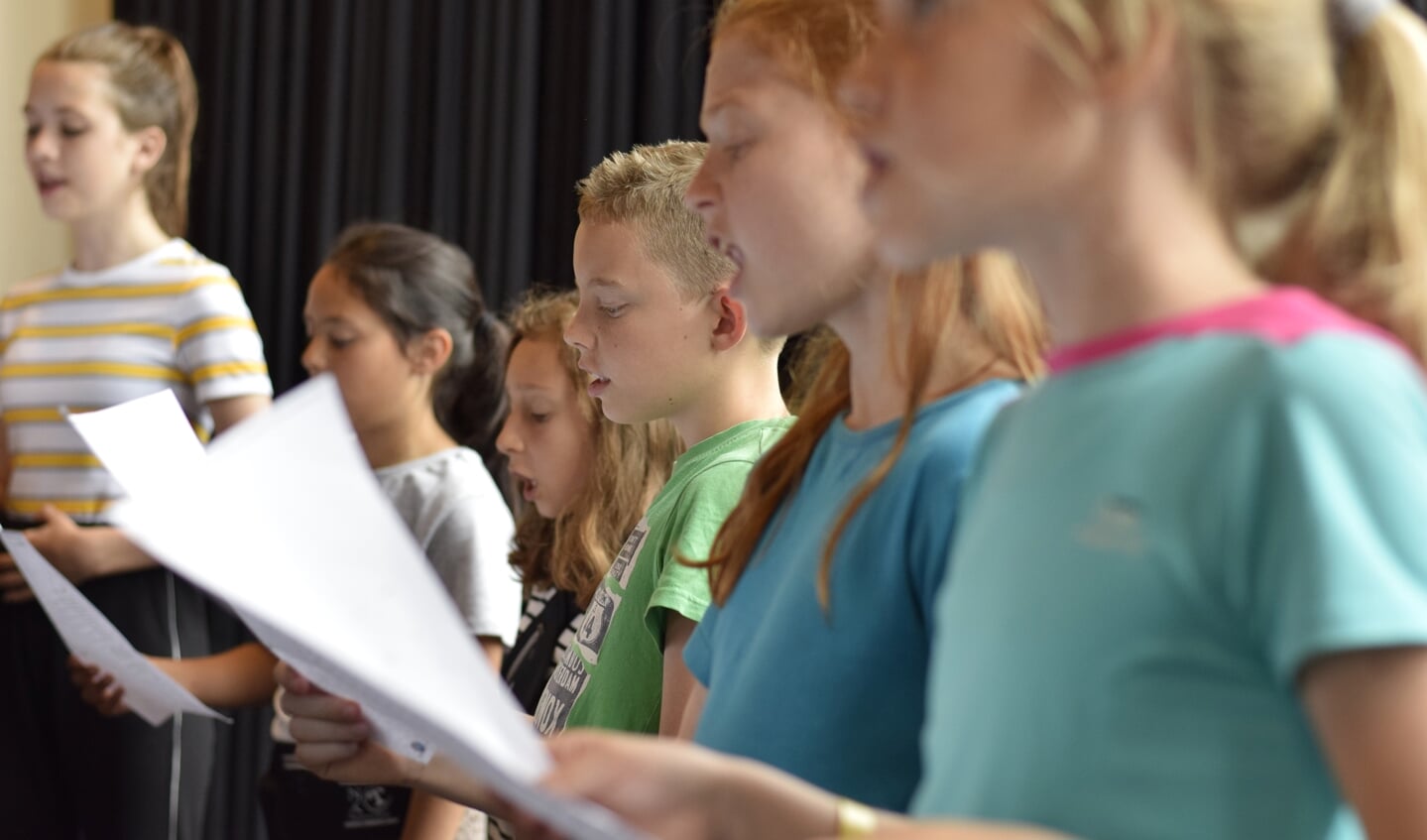 In vier dagen werken de kinderen toe naar een heuse voorstelling.