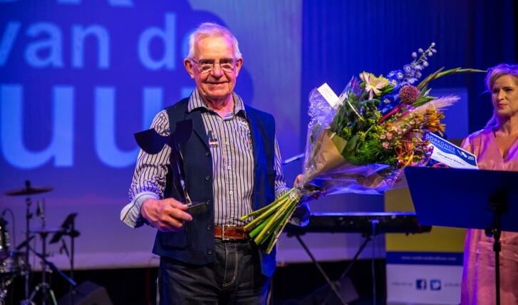 Jacques Visker mocht de Culturele Prijs Maassluis in ontvangst nemen.