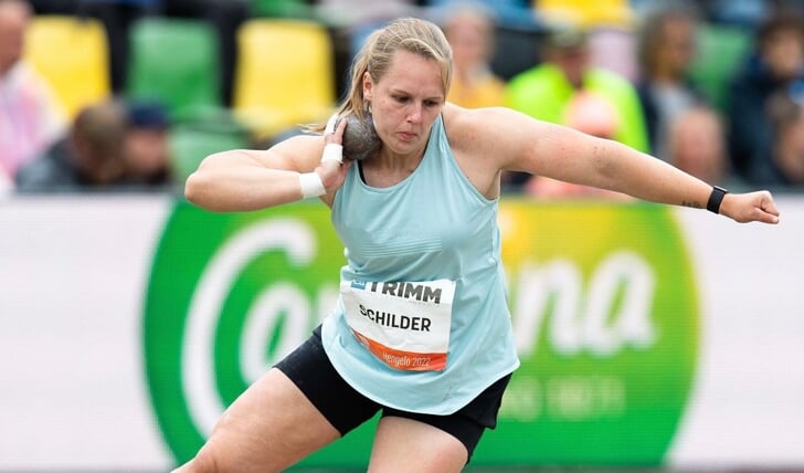 Jessica Schilder in actie tijdens de FBK games in Hengelo, waar ze het Nederlands record weer scherper stelde.