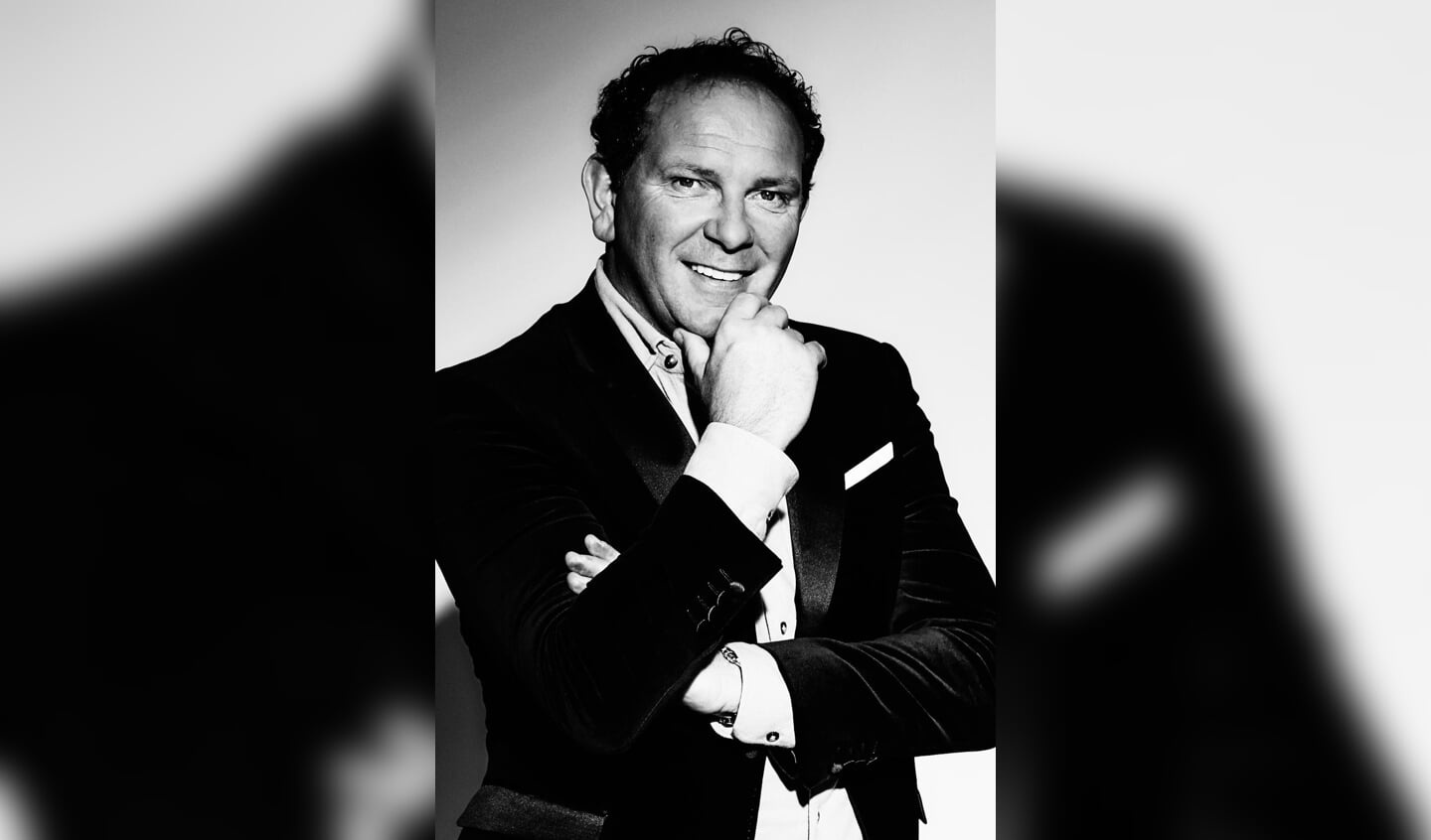 Robert Leroy treedt belangeloos op.