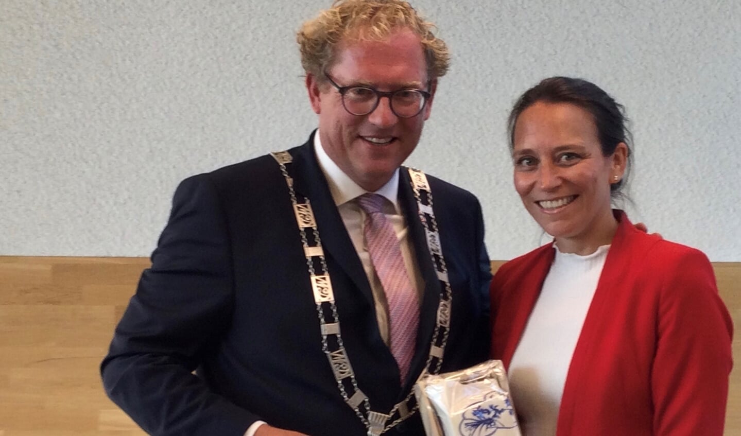 Dinsdagavond werd er afscheid genomen van burgemeester Arnoud Rodenburg en OGP-wethouder Sonja Smit.