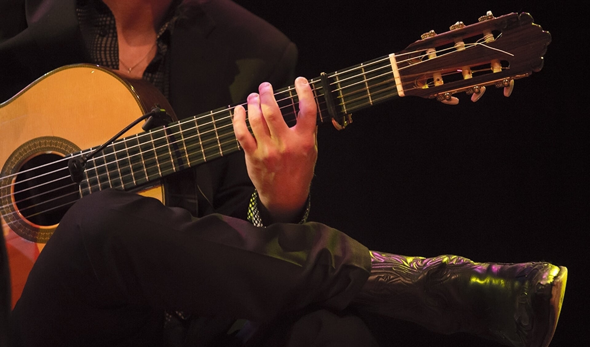 Alain Labrie speelt melodieuze vorm van flamenco.