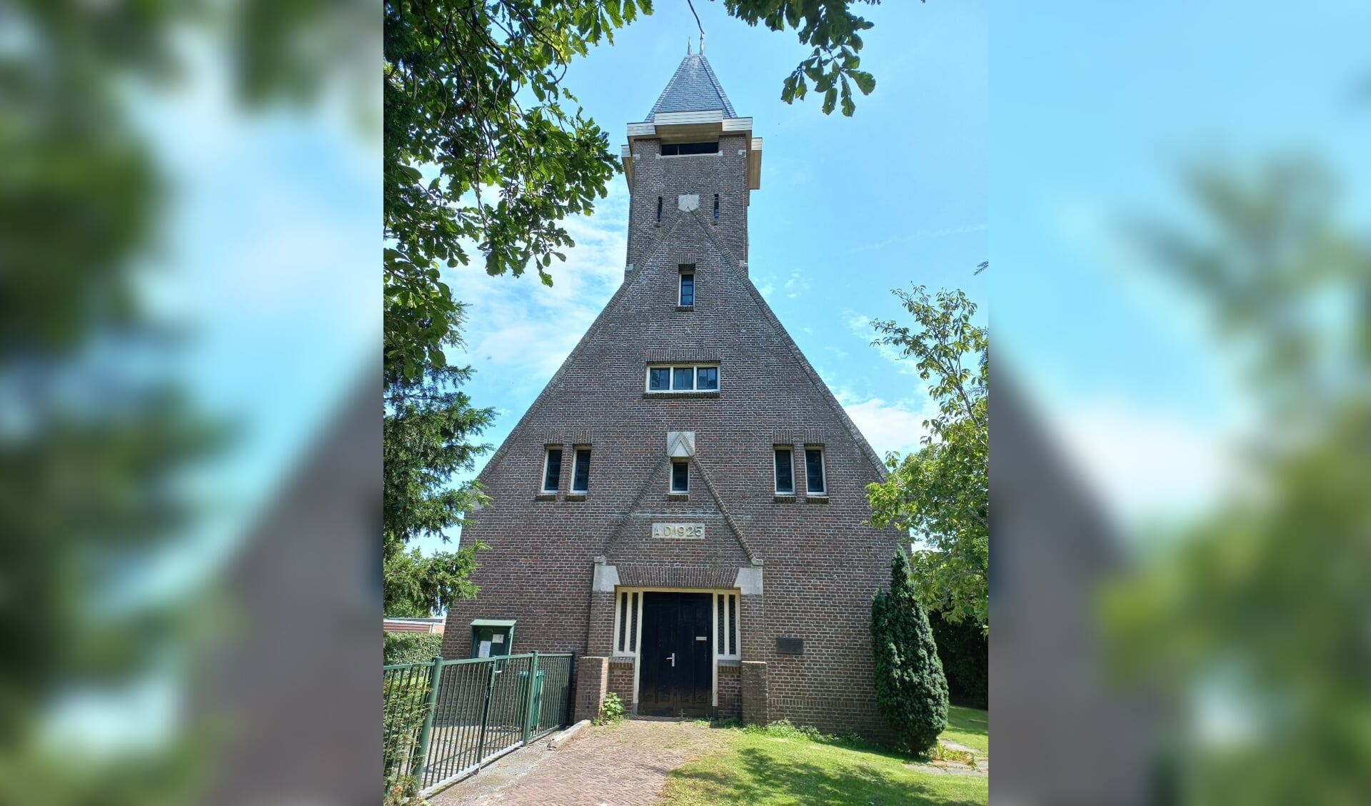 De kerk van Oterleek.