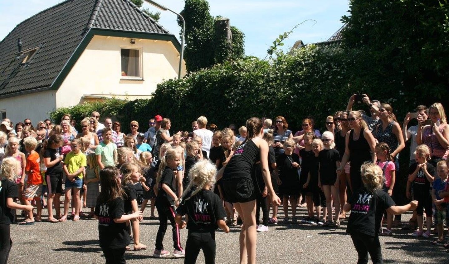 Een eerdere editie van de feestweek in Oude Wetering.